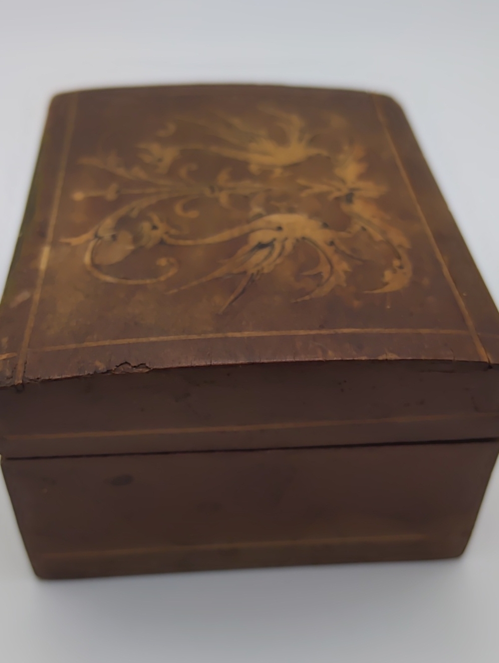 Dragon Trinket Box Burl Veneer Inlay Vintage - Picture 7 of 10